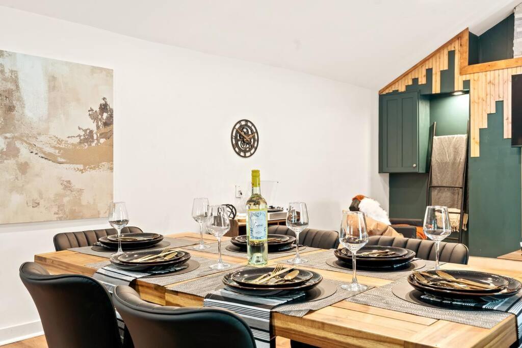 The Modern Forge Ny, Holiday home *